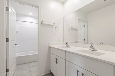 10704 W Embrey Drive, Marana, AZ 85653 - Photo 31