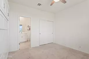 10704 W Embrey Dr, Marana, AZ 85653 - Photo 17