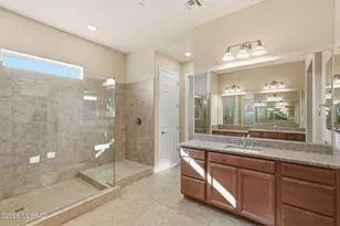 876 S Castar Dr, Tucson, AZ 85745 - Photo 13