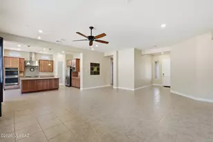 876 S Castar Dr, Tucson, AZ 85745 - Photo 5