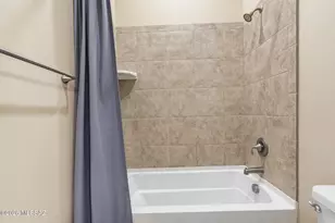 876 S Castar Dr, Tucson, AZ 85745 - Photo 25