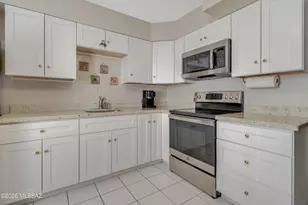 8450 E Old Spanish Trail, Tucson, AZ 85710 - Photo 9