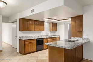 6090 N Calle de la Culebra, Tucson, AZ 85718 - Photo 23