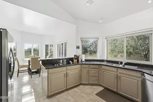 2290 W Catalpa Rd, Tucson, AZ 85742 - Photo 11