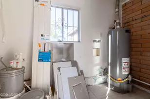 3042 W Christopher Dr, Tucson, AZ 85746 - Photo 27