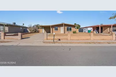 3042 W Christopher Drive, Tucson, AZ 85746 - Photo 3