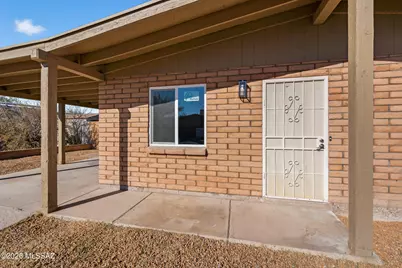 3042 W Christopher Drive, Tucson, AZ 85746 - Photo 5