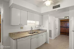 7640 W Maverick Rd, Sahuarita, AZ 85629 - Photo 9