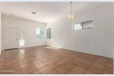 335 E Calle Nacrita, Green Valley, AZ 85614 - Photo 3