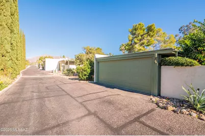6339 N Orange Tree Drive, Tucson, AZ 85704 - Photo 31