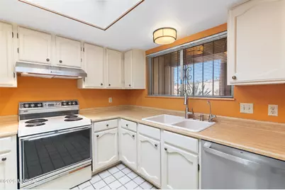 6339 N Orange Tree Drive, Tucson, AZ 85704 - Photo 17