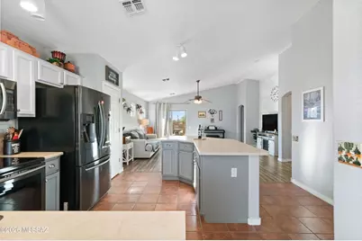 122 S Laurelton Way, Tucson, AZ 85748 - Photo 15