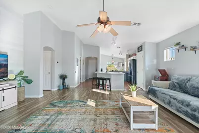 122 S Laurelton Way, Tucson, AZ 85748 - Photo 11