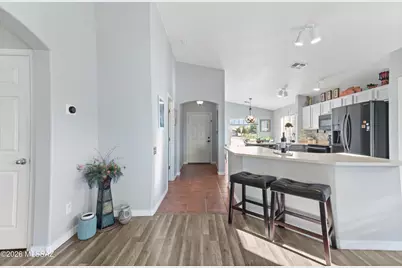 122 S Laurelton Way, Tucson, AZ 85748 - Photo 9