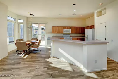 345 W Continental Vista Place, Green Valley, AZ 85614 - Photo 11