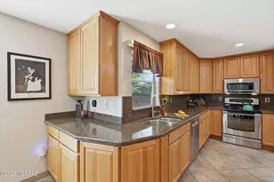 7502 E Rio Vista Cir, Tucson, AZ 85715 - Photo 17