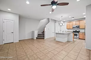 2442 E Emerald Moon Dr, Tucson, AZ 85718 - Photo 7