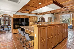 8028 E Maguey Dr, Tucson, AZ 85750 - Photo 11