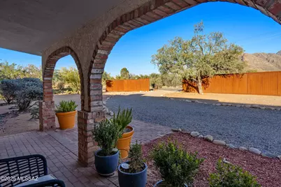 1005 W Emerine Drive, Tucson, AZ 85704 - Photo 27
