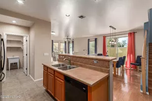 2713 N Neruda Ln, Tucson, AZ 85712 - Photo 9