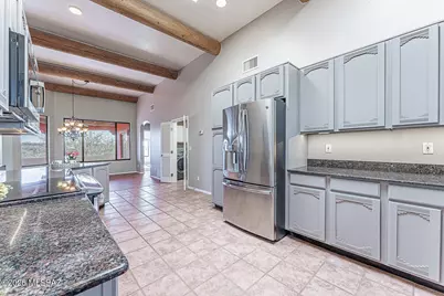 682 E Armor Springs Place, Green Valley, AZ 85614 - Photo 15