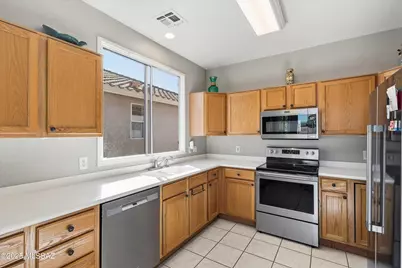 7708 W Wildflower Crest Way, Tucson, AZ 85743 - Photo 13
