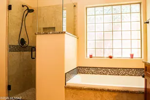 5305 N Spring View Dr, Tucson, AZ 85749 - Photo 9