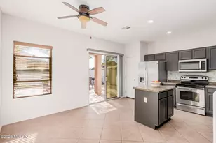 20823 E Founders Rd, Red Rock, AZ 85145 - Photo 7