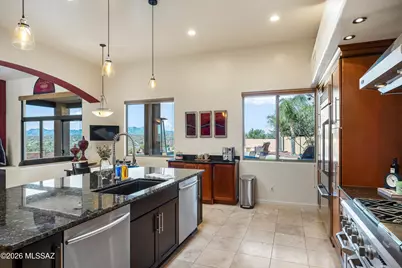 1887 E Buck Ridge Place, Oro Valley, AZ 85737 - Photo 9