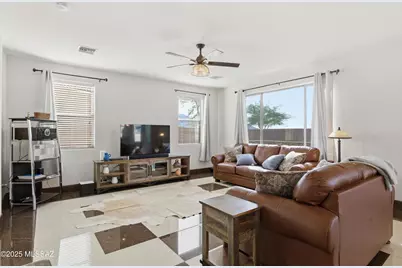 12827 Bloomington Loop, Oro Valley, AZ 85755 - Photo 13
