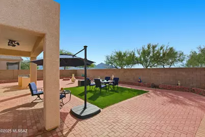 12827 Bloomington Loop, Oro Valley, AZ 85755 - Photo 5