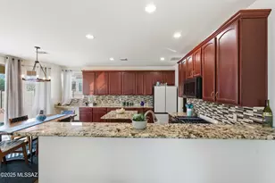 12827 Bloomington Loop, Oro Valley, AZ 85755 - Photo 3