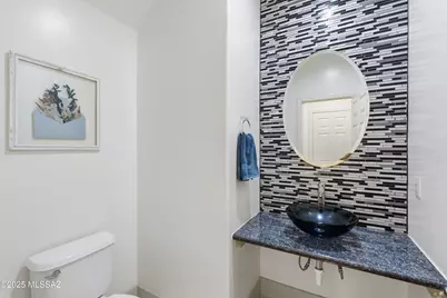 12827 Bloomington Loop, Oro Valley, AZ 85755 - Photo 9