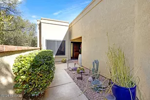 1071 Camino Corrida, Oro Valley, AZ 85704 - Photo 7
