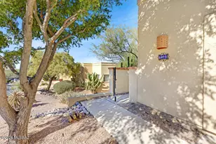 1071 Camino Corrida, Oro Valley, AZ 85704 - Photo 5