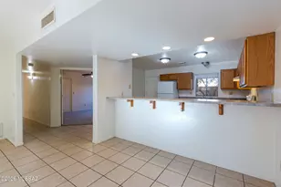 1102 E Halcyon Rd, Tucson, AZ 85719 - Photo 3