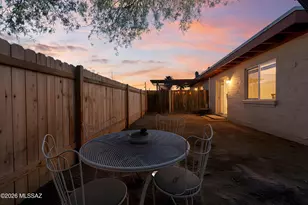 1868 W Record St, Tucson, AZ 85705 - Photo 9