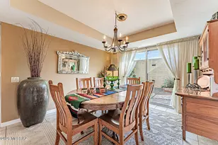 920 W Camino Sagasta, Green Valley, AZ 85622 - Photo 17