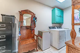 920 W Camino Sagasta, Green Valley, AZ 85622 - Photo 27