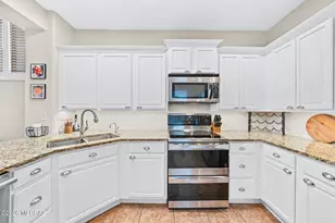 187 E Sky Light St, Tucson, AZ 85737 - Photo 17