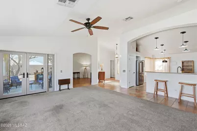 1885 E Cliff Swallow Trail, Green Valley, AZ 85614 - Photo 13