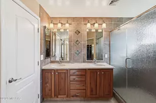 2568 E Alexis Ct, Green Valley, AZ 85614 - Photo 17