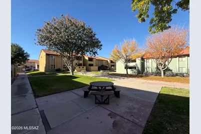 2172 N Pantano Road #UNIT 122, Tucson, AZ 85715 - Photo 15