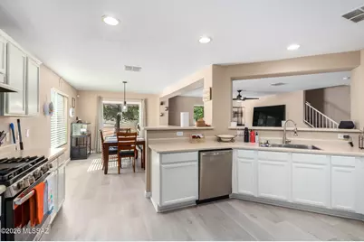 6383 S Sunrise Valley Drive, Tucson, AZ 85706 - Photo 15