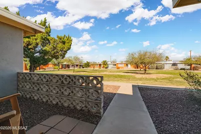 7527 E Golf Links Road, Tucson, AZ 85730 - Photo 9