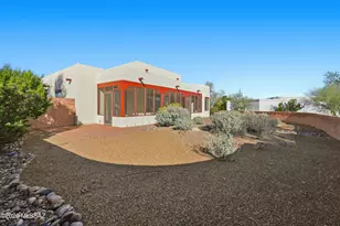 933 W Placita Llovizna, Green Valley, AZ 85614 - Photo 19