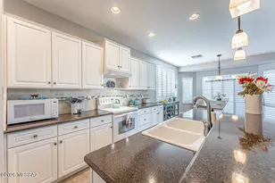 2445 E Sky Creek Dr, Green Valley, AZ 85614 - Photo 19