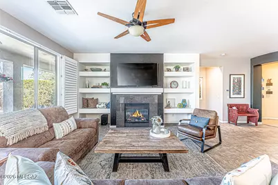 2445 E Sky Creek Drive, Green Valley, AZ 85614 - Photo 15