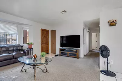 2001 W Burgundy Way, Tucson, AZ 85746 - Photo 7