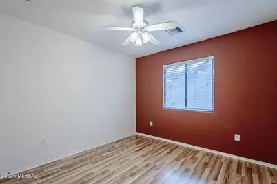 8847 N Moonfire Drive, Tucson, AZ 85743 - Photo 21